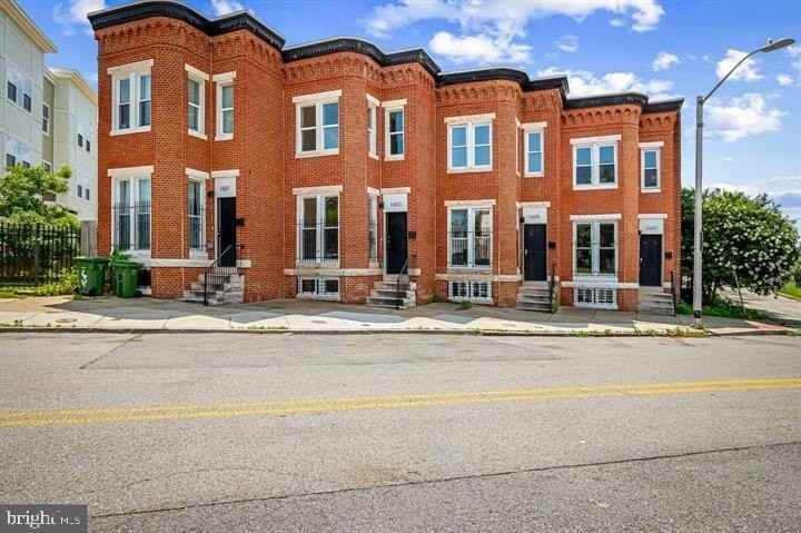 1605 Clifton Ave - Photo 2 of 20