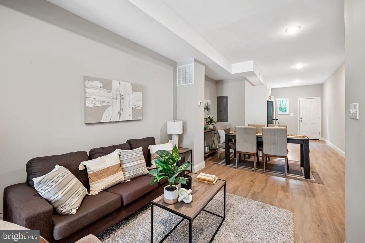 1607 Clifton Ave - Photo 6 of 28