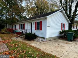 featured image of 14002 Sand Dune Rd