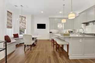 103 E Chestnut St #103 - Photo 1 of 1