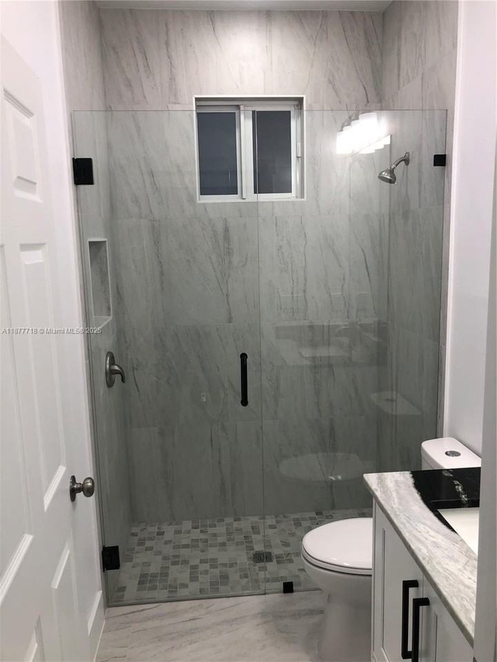 4568 Golfview Blvd #1 - Photo 3 of 3