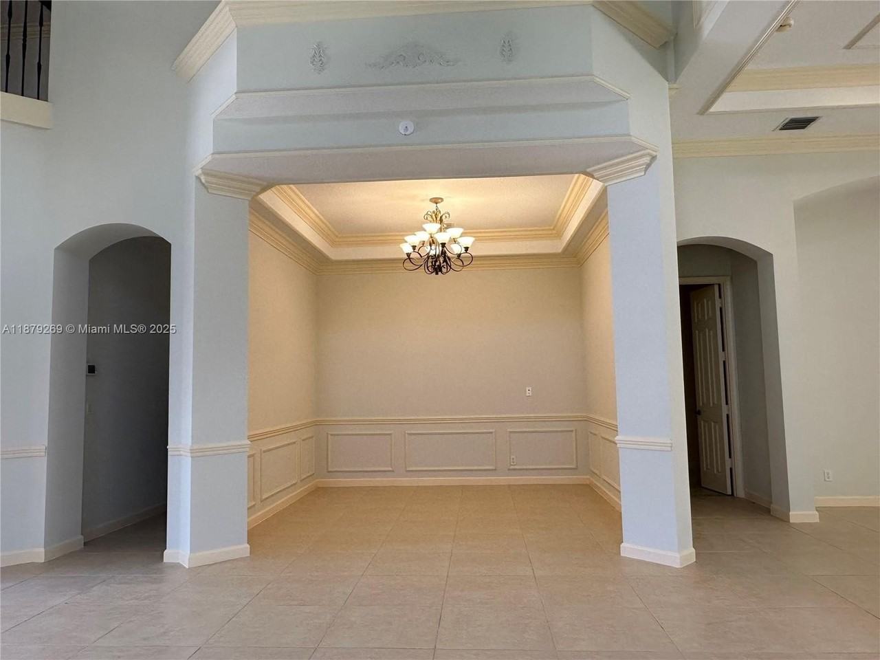 138 Tranquilla Dr - Photo 7 of 15