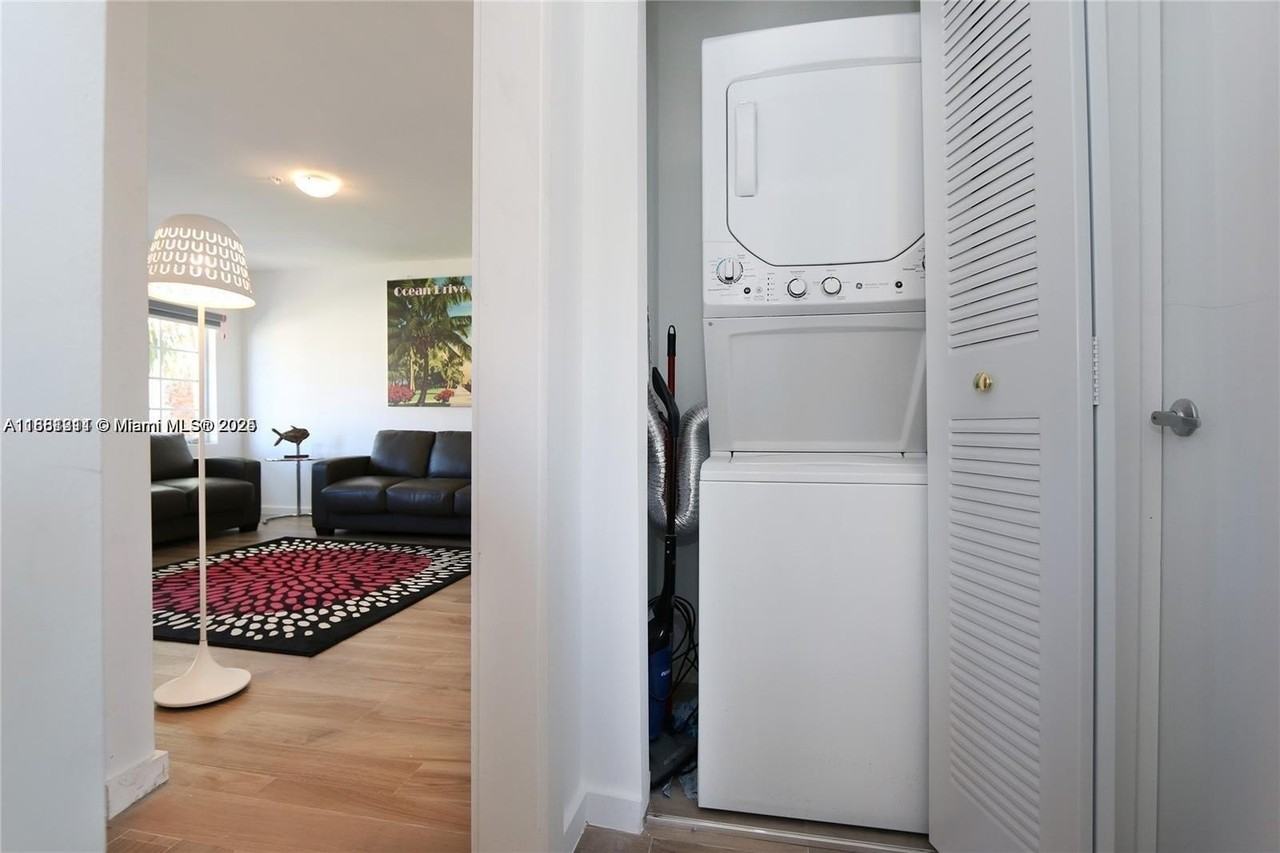 1450 Meridian Ave #206 - Photo 4 of 14