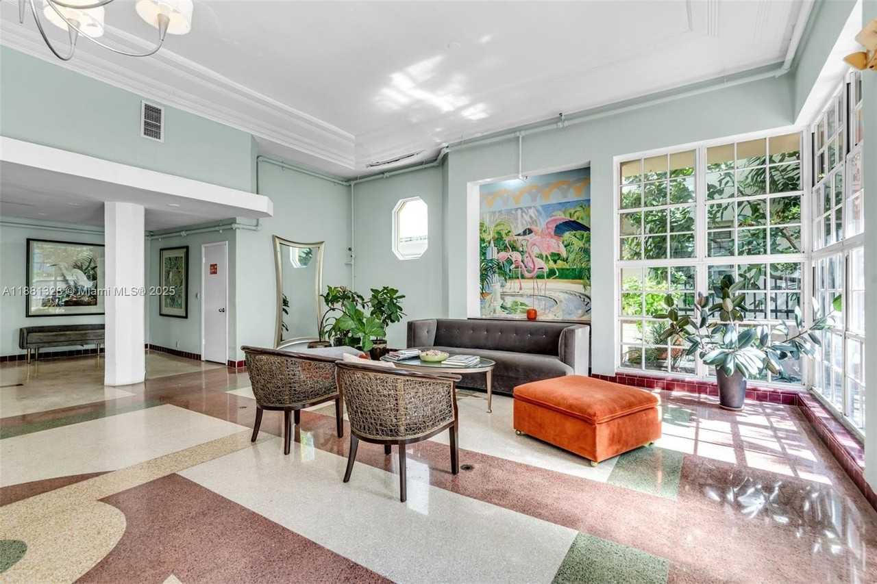 1051 Meridian Avenue #1A - Photo 5 of 26