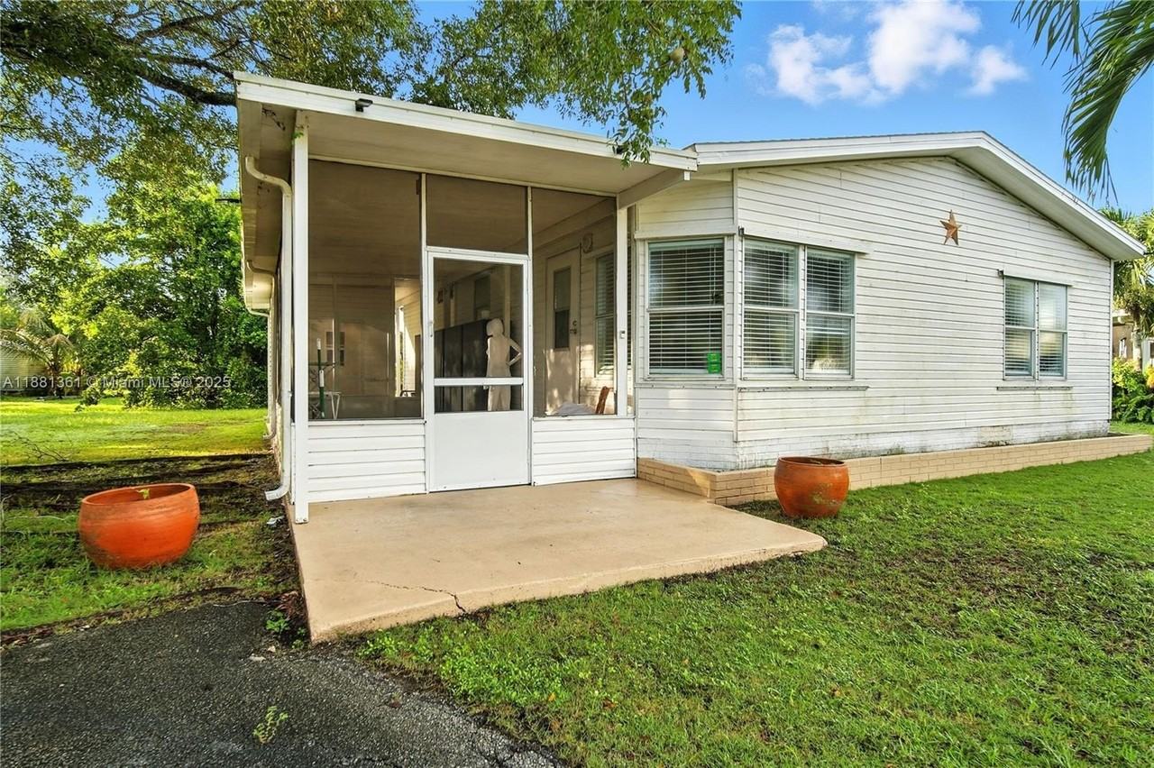 18728 Sw 349th St #442 - Photo 2 of 15