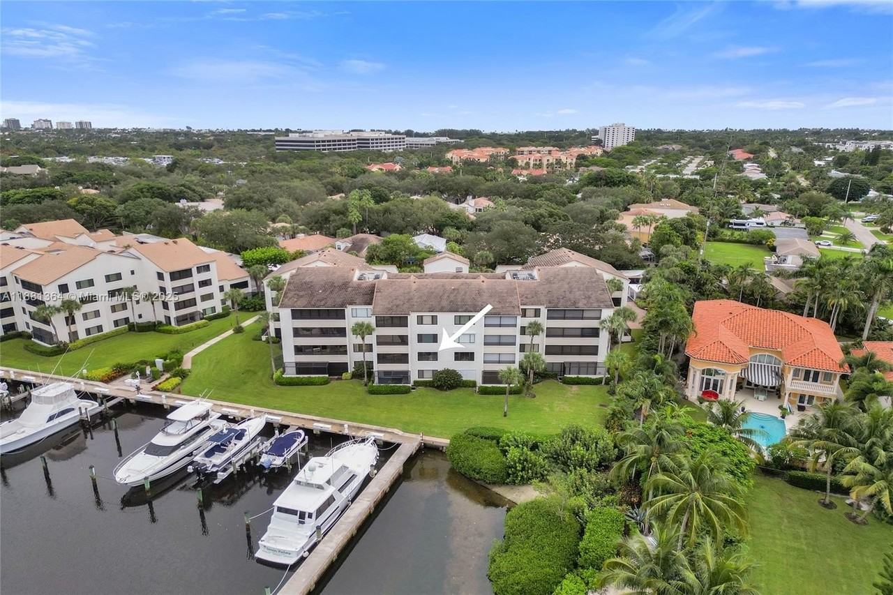 925 Oak Harbour Drive #925 - Photo 5 of 50