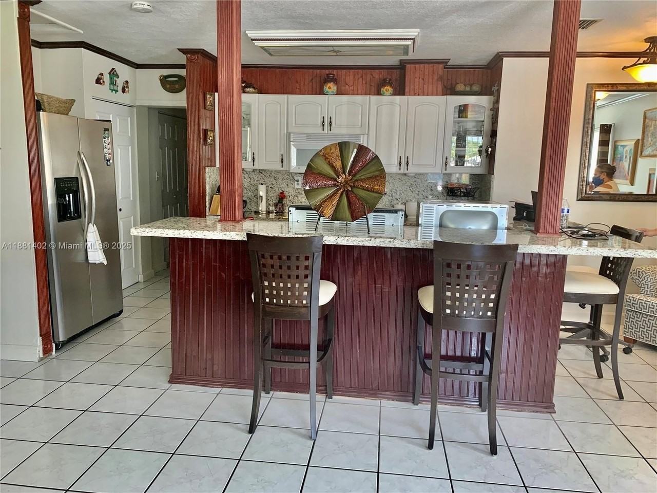 6180 Sw 42nd Ct - Photo 6 of 25