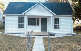 2214 N Benton Ave - Photo 1 of 1