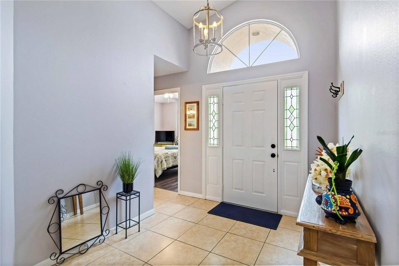 5509 83rd Ter E - Photo 6 of 50