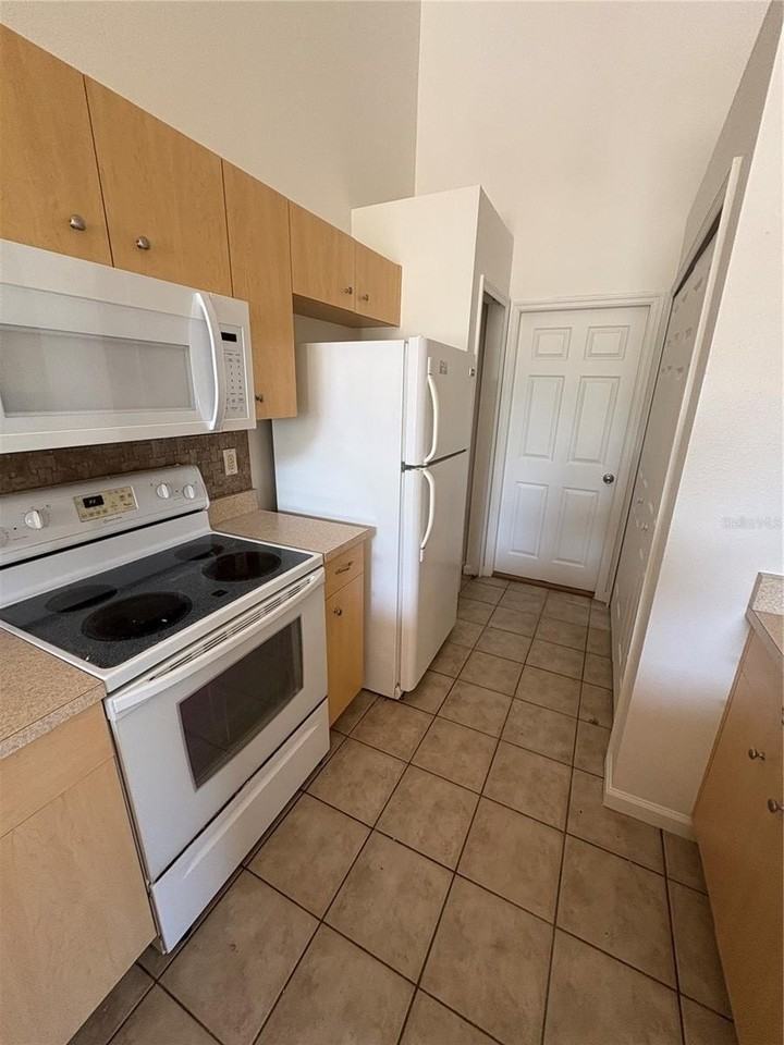 26 Prosperity Ln #A - Photo 3 of 15