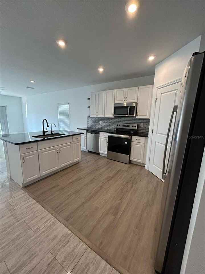 4528 Big Island Dr - Photo 5 of 15