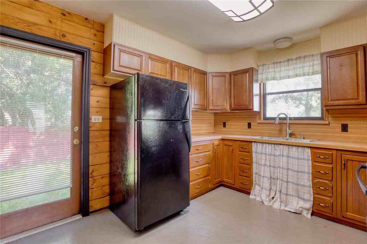 1674 Orange Lane - Photo 7 of 22