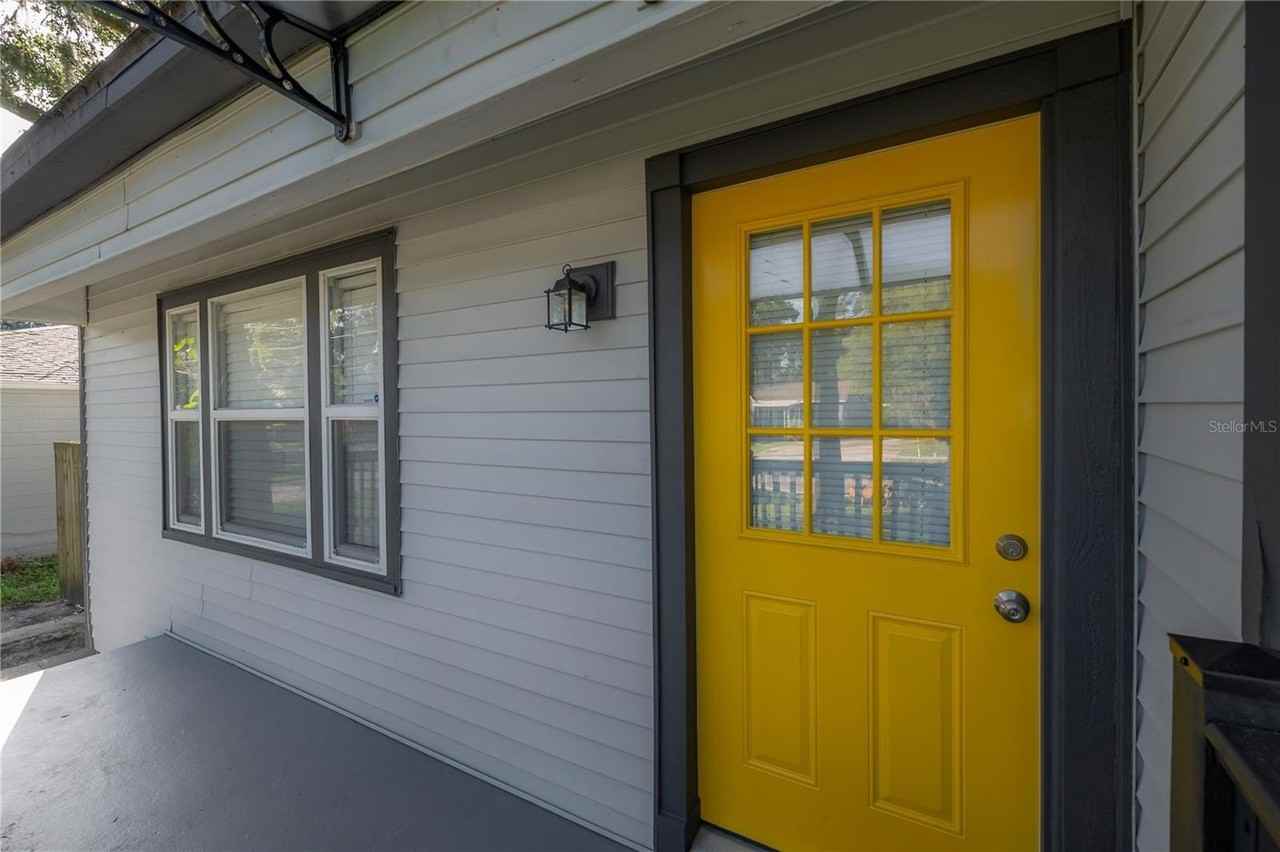 1415 E Hanna Ave - Photo 6 of 30