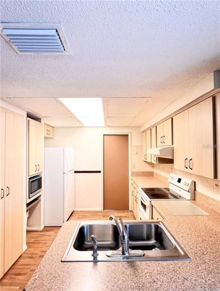 7245 Exemplar Drive - Photo 4 of 22