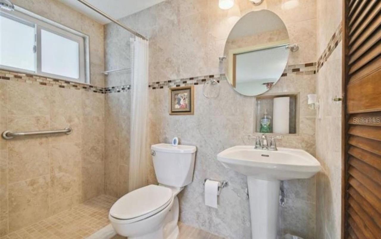 7245 Exemplar Drive - Photo 6 of 22