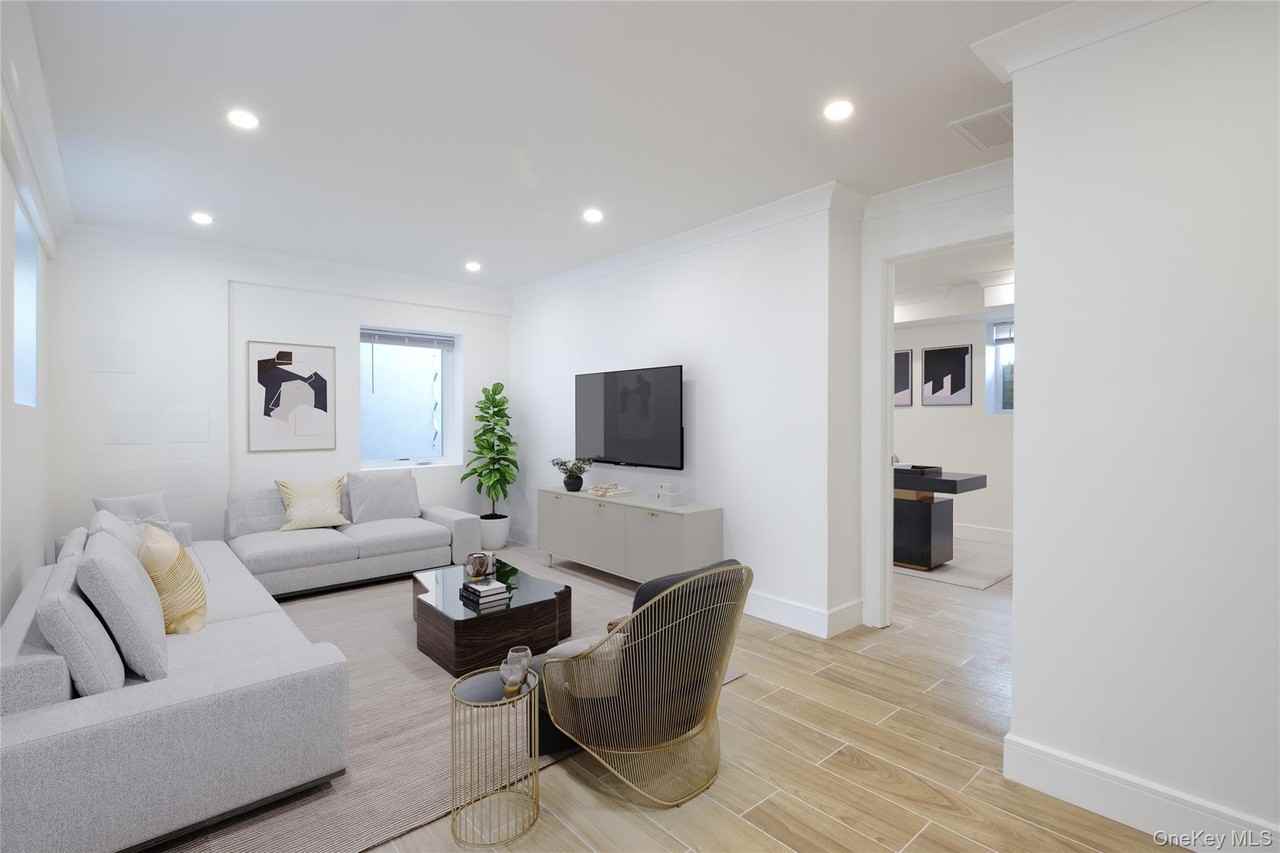 48A Linwood Rd N #A - Photo 5 of 14