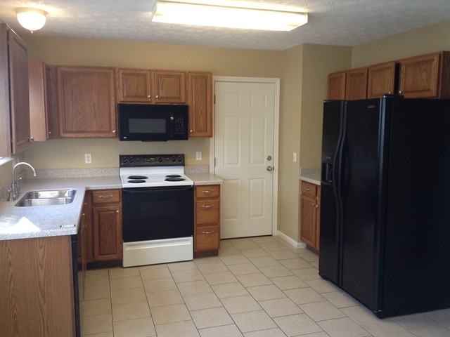 2324 Pleasant Meadows Dr - Photo 3 of 11