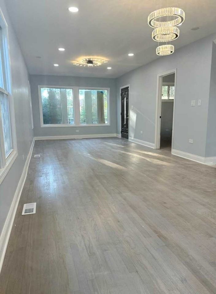 10847 S Eggleston Ave - Photo 2 of 14