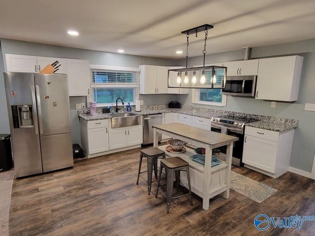 4728 Panorama Drive Southeast - Photo 4 of 20