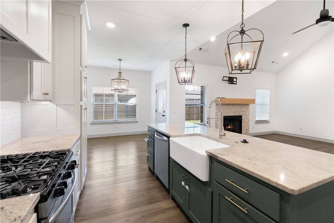 1001 Laux Ln - Photo 6 of 22