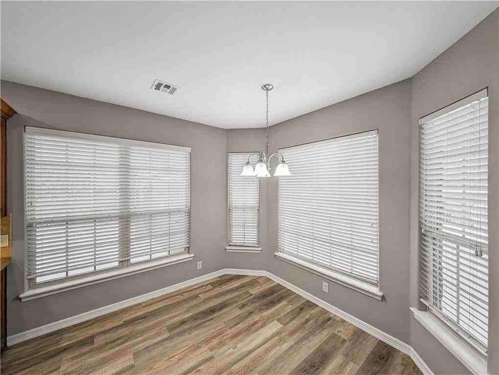 1030 Harvest St - Photo 4 of 27