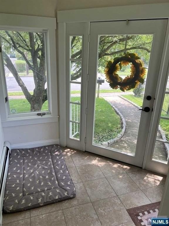 211 Paterson Ave 2nd Fl - Photo 3 of 35