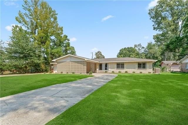 116 Sherry Dr - Photo 2 of 17