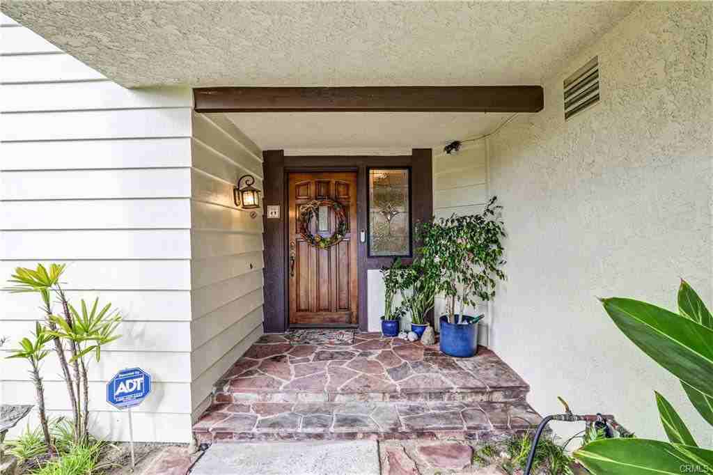 28625 Vista Ladera - Photo 3 of 8