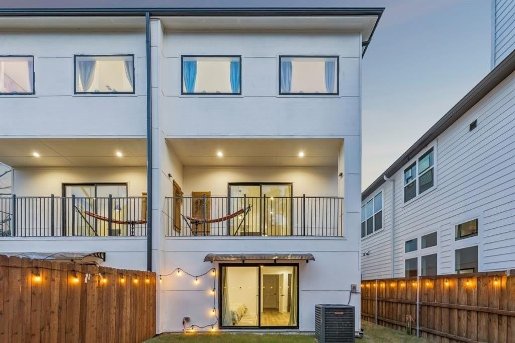 909 Bayonne St - Photo 2 of 38