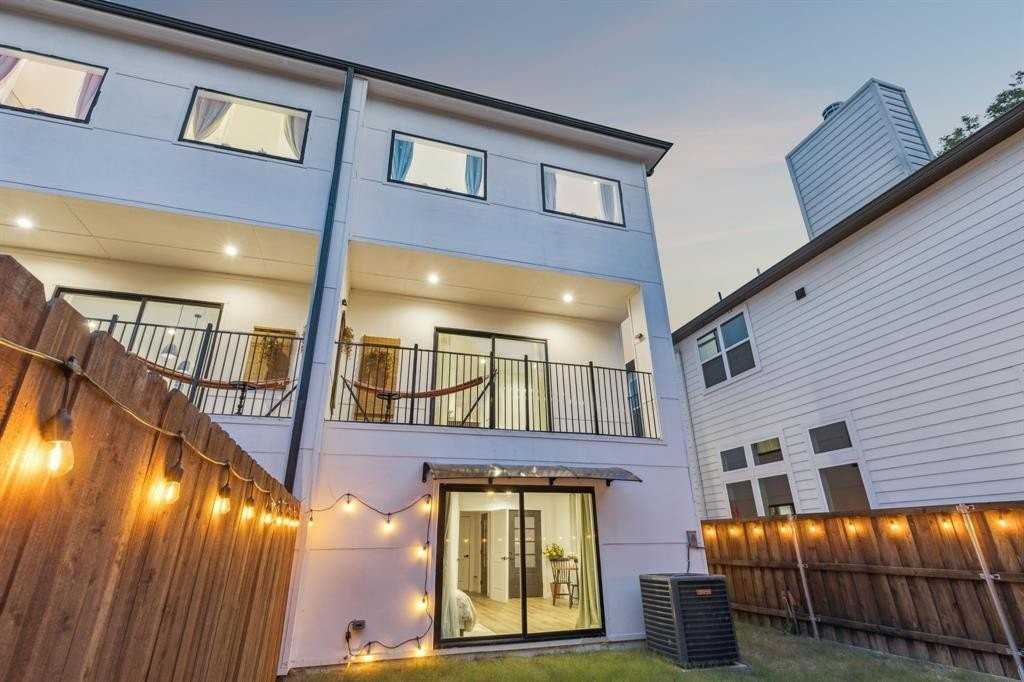 909 Bayonne St - Photo 4 of 38