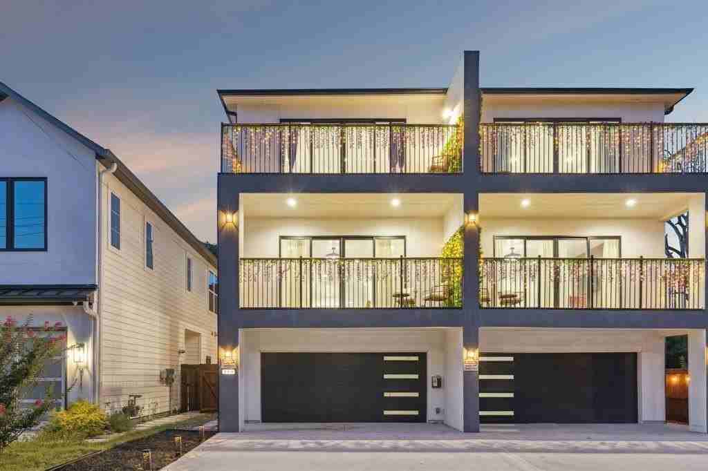 909 Bayonne St - Photo 5 of 38