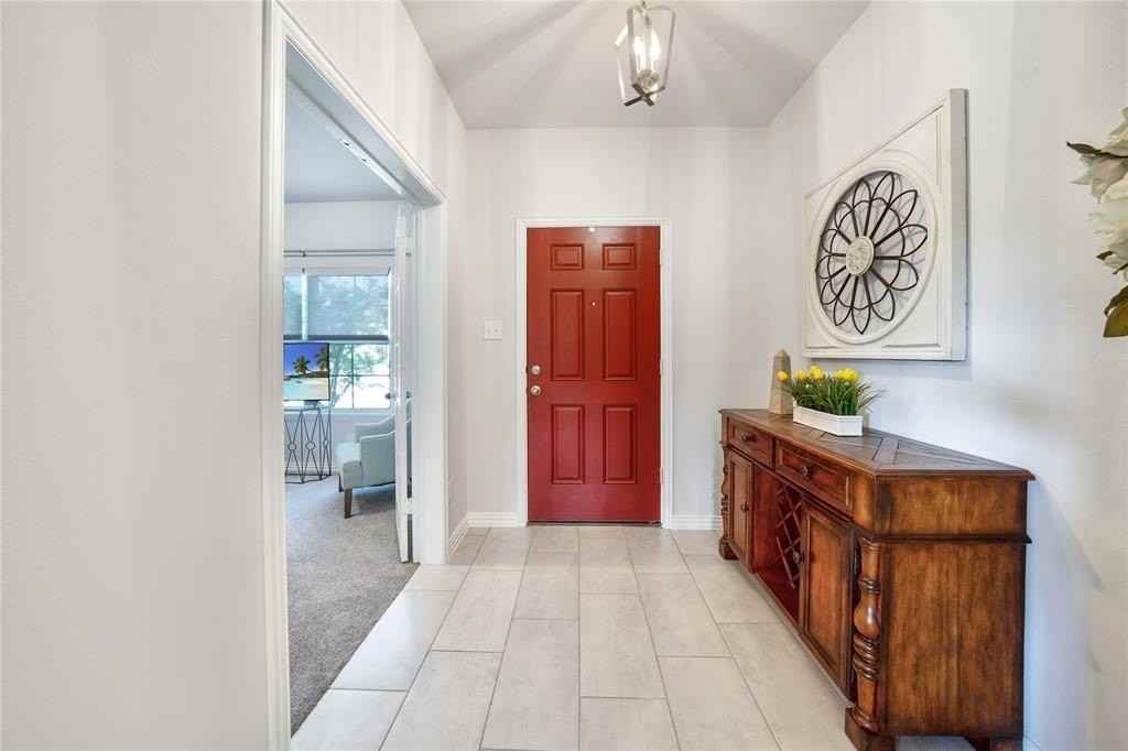 4137 Mountain Laurel Drive - Photo 3 of 28