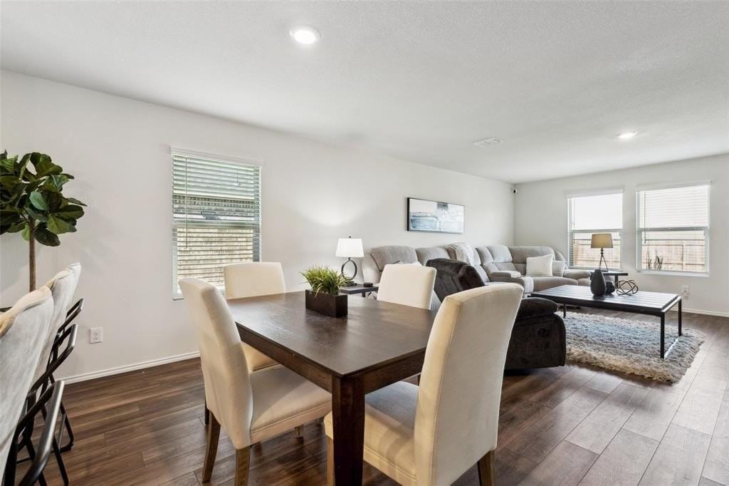 425 Sweet Shade Ln - Photo 6 of 28