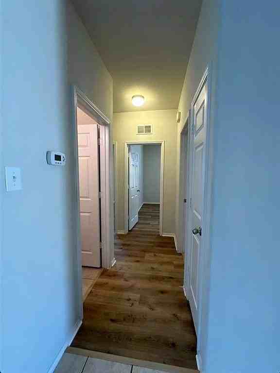 2400 Lohani Ln - Photo 4 of 28