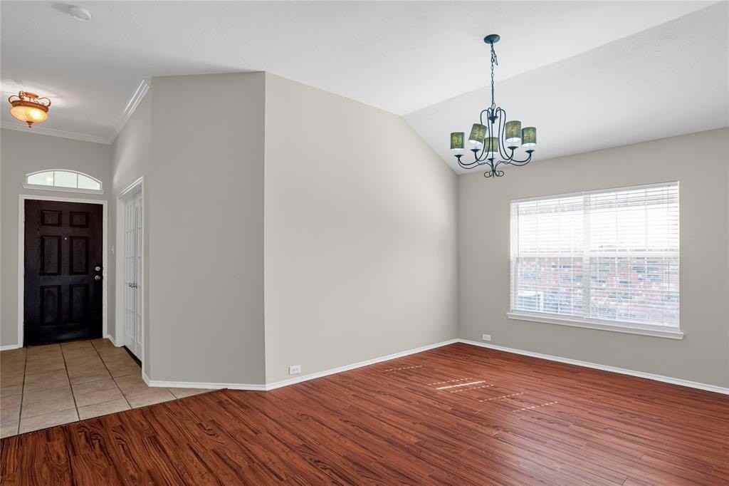 6937 Red Bluff Dr - Photo 4 of 19