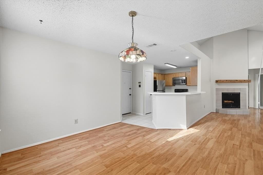 236 Nixon Street - Photo 6 of 18