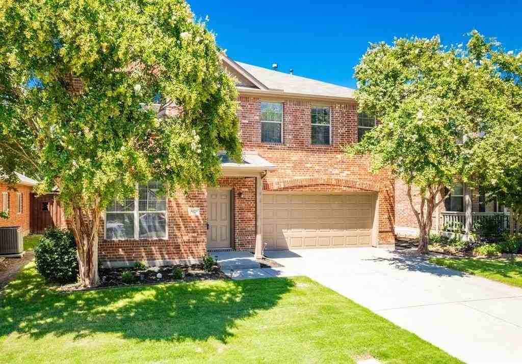 5828 Pebble Ridge Dr - Photo 2 of 37