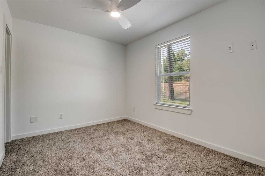 3305 Mineola St #A - Photo 7 of 13