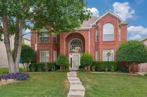 featured image of 2221 Cimmaron Dr
