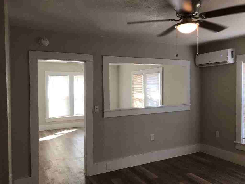 502 Cottonwood Street #1 - Photo 5 of 16