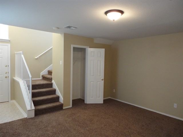 2684 Bradley Ln - Photo 2 of 13