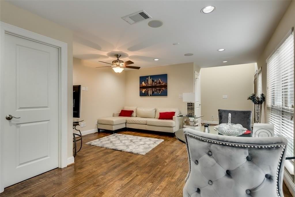 4973 Thunder Rd #B - Photo 7 of 22