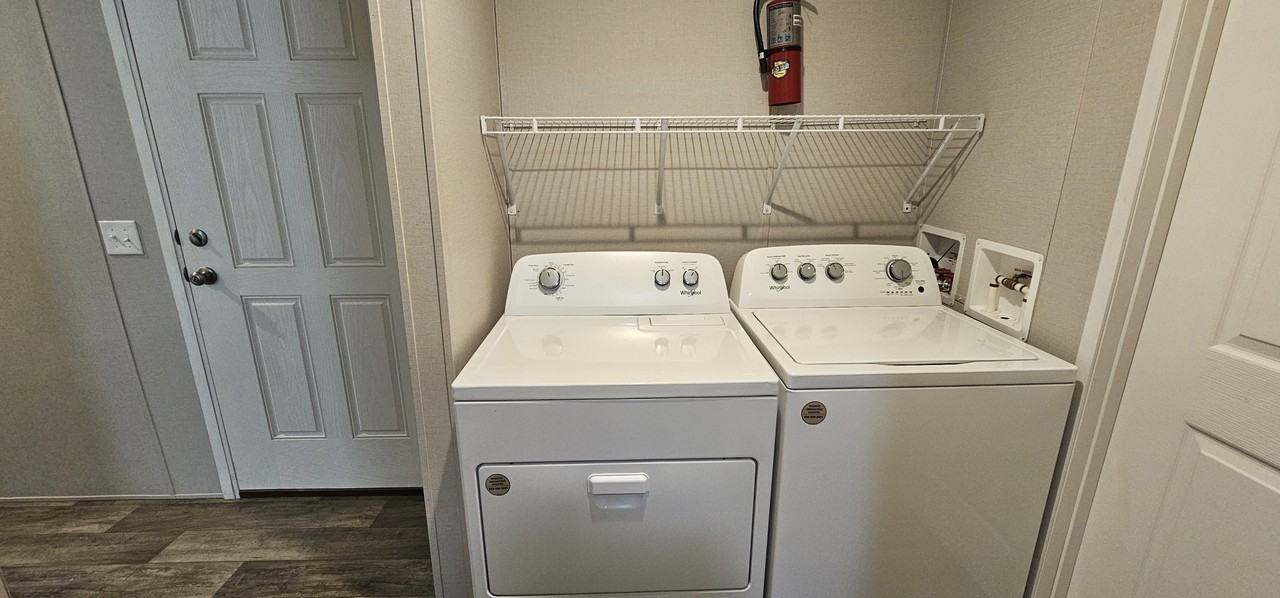 209 Magnolia #209 - Photo 7 of 8