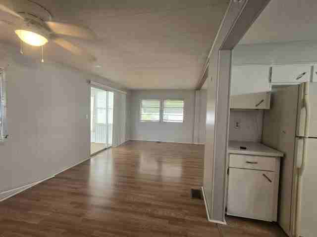 305 49th Avenue Dr W #206 - Photo 2 of 7