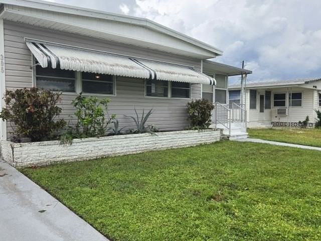 305 49th Avenue Dr W #206 - Photo 7 of 7