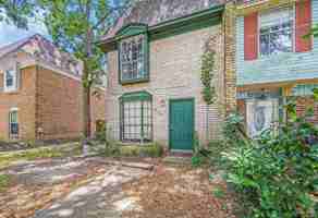 featured image of 2107 Langley Ave