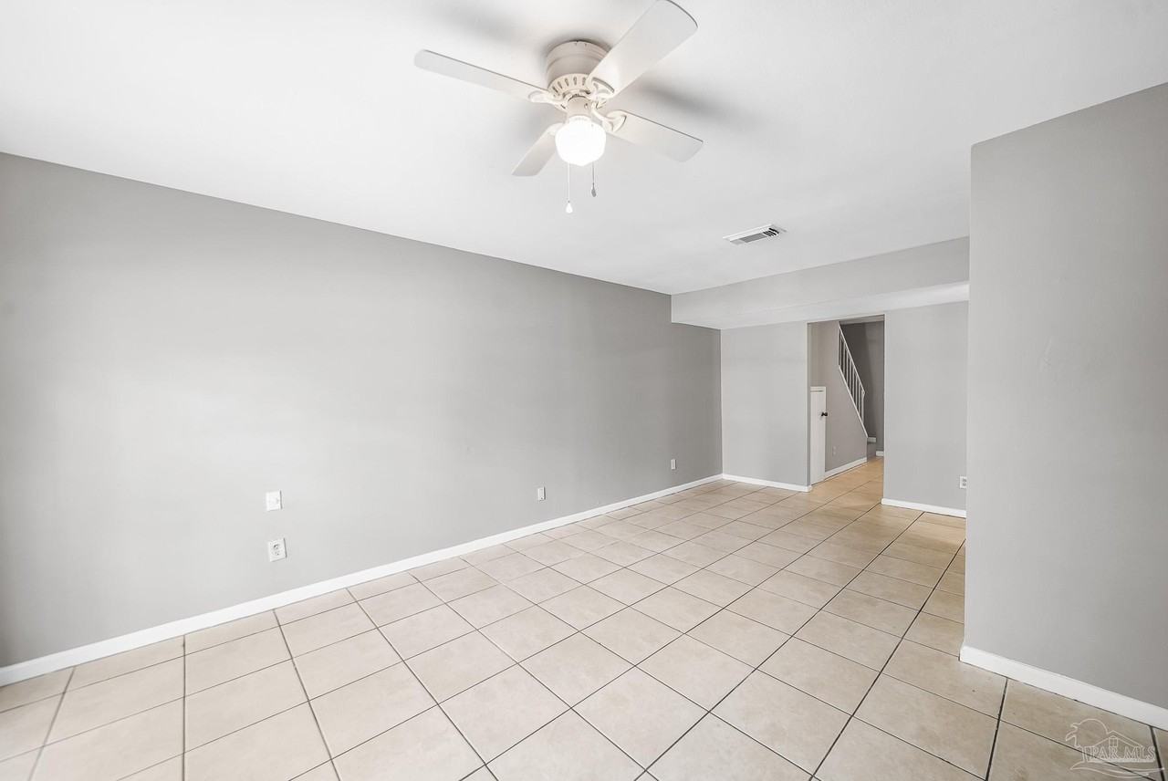 2107 Langley Ave - Photo 7 of 20