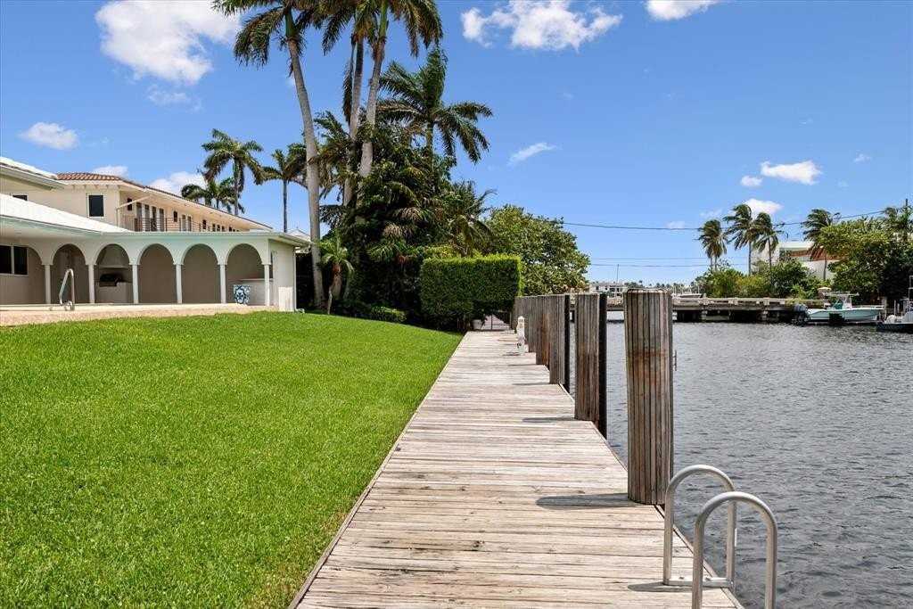 40 Isla Bahia Dr - Photo 7 of 43