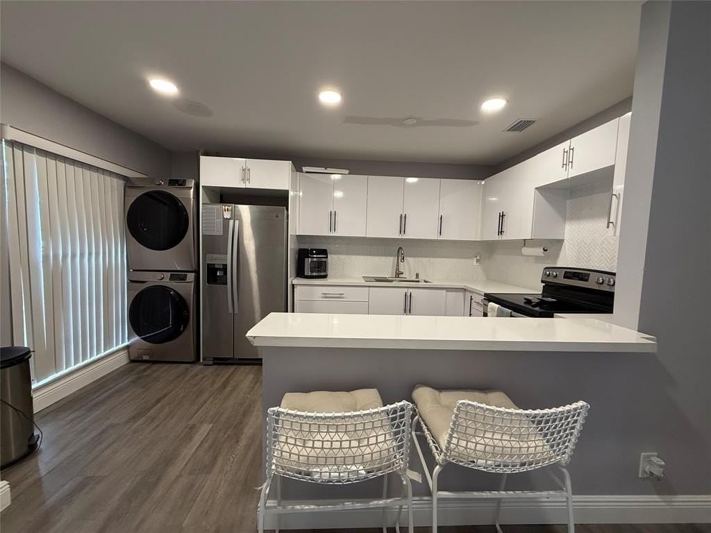 20862 Vinesta Cir #0 - Photo 4 of 19