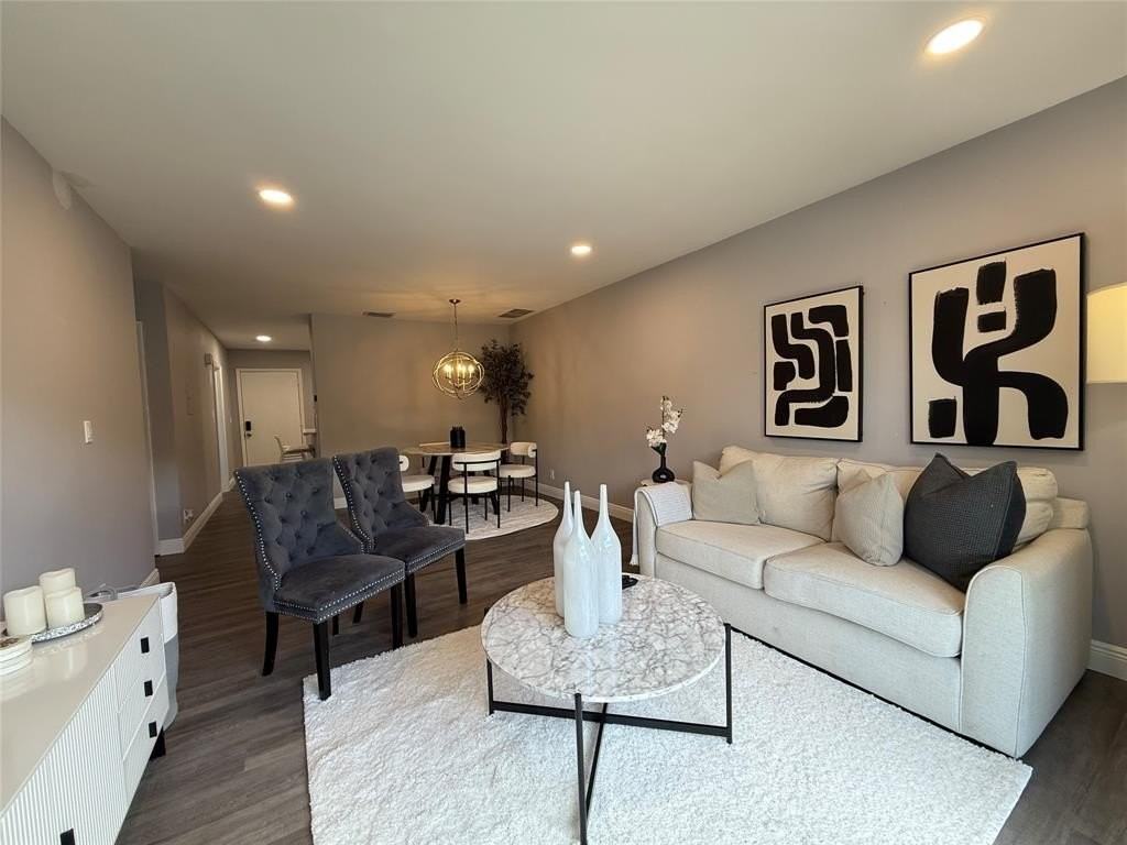 20862 Vinesta Cir #0 - Photo 5 of 19